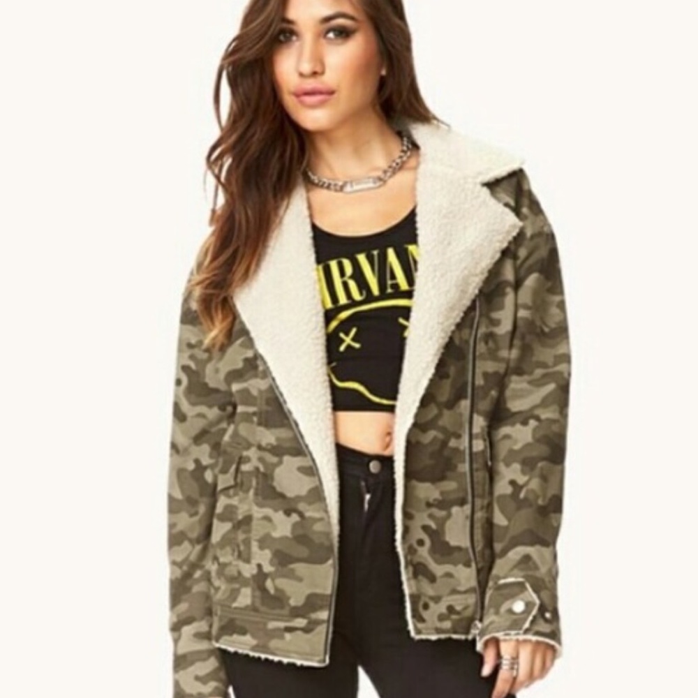 Forever 21 Camo Moto Jacket size large